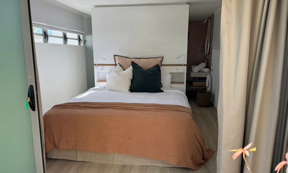 ANNEX 6. BEDROOM