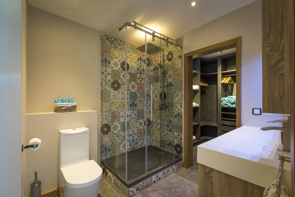 KotNor bathroom2