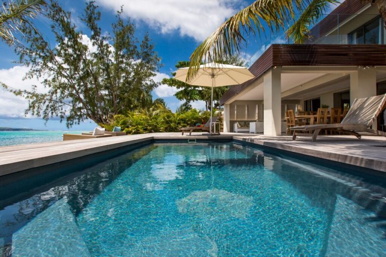 Villa-Azure-pool