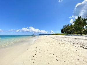 beach trou aux biches