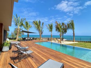 Pointe Azur private pool deck