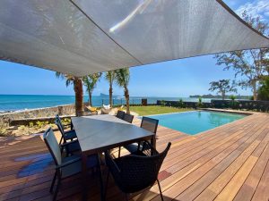 Pointe Azur outdoor dining