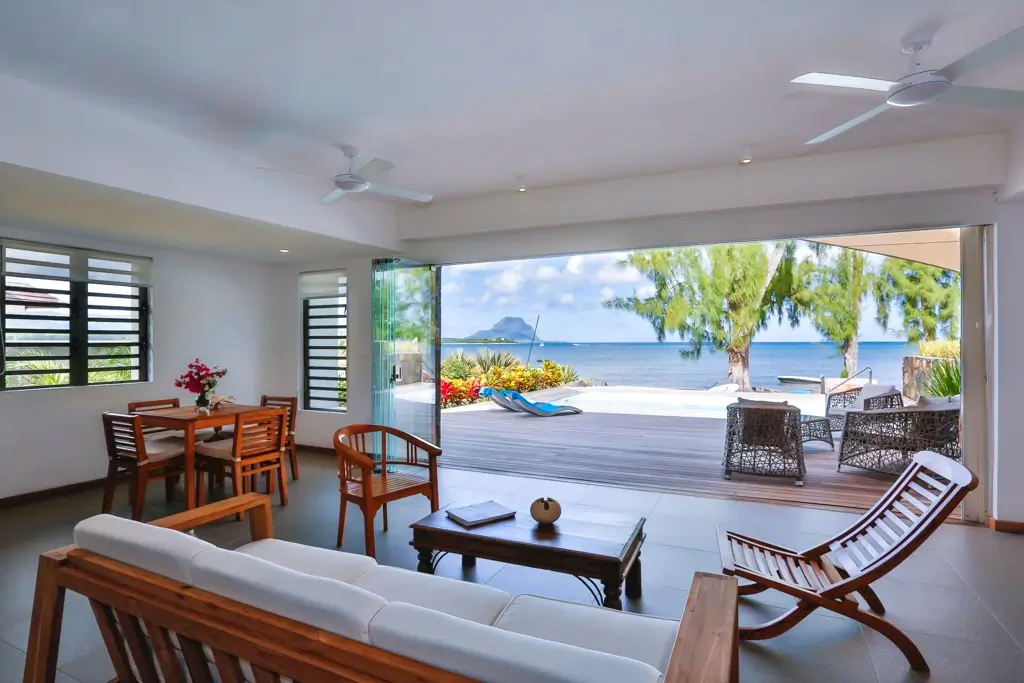 Le Couchant Black River - 15 of 26