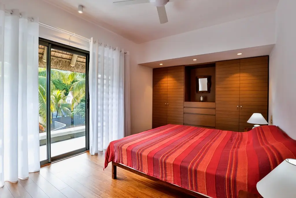 Le Couchant Black River - 3 of 26