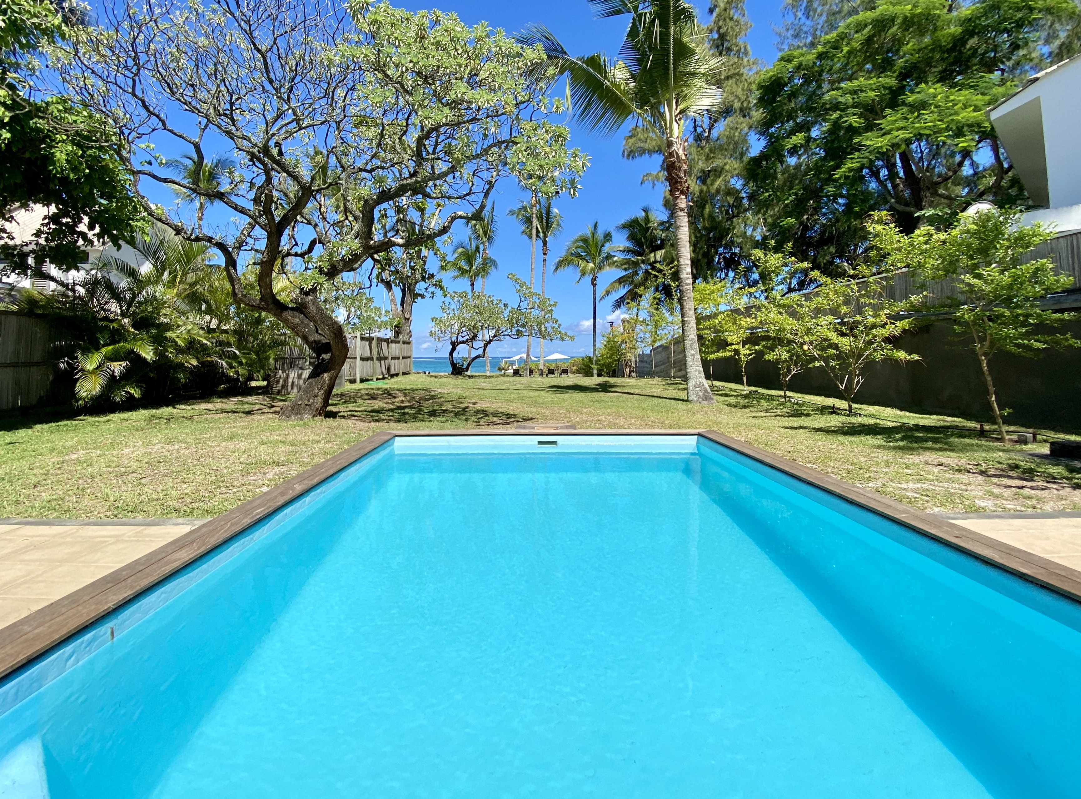 Villa Tropic 2  swimming pool