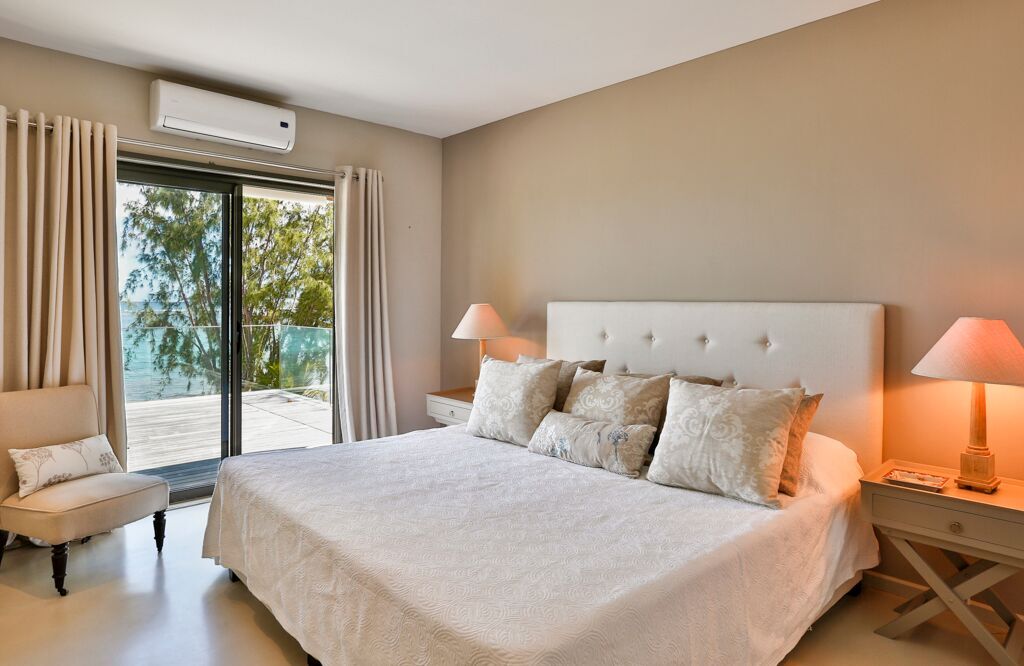 Villa-Azure-bedroom-3